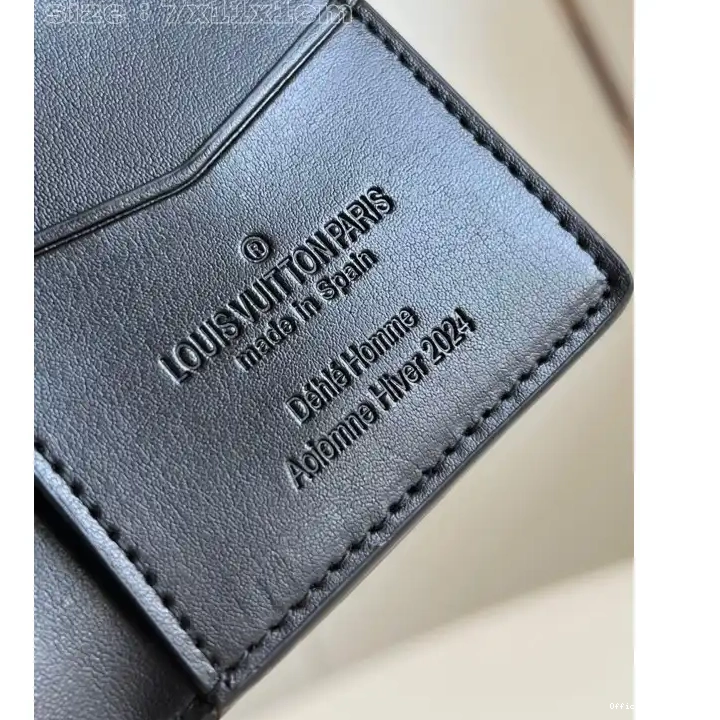 Official Brother Sam Bags LV 2408YA0246 0807